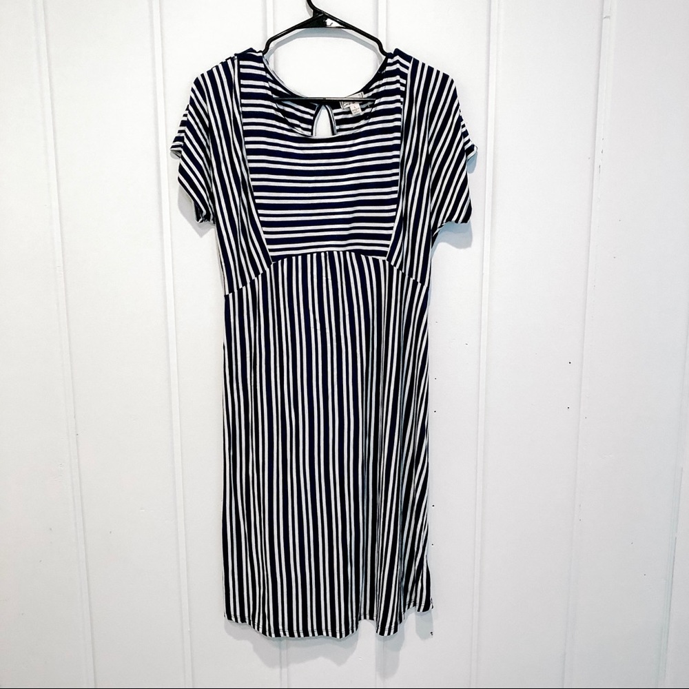 New with tags boutique maternity dress! So cute!